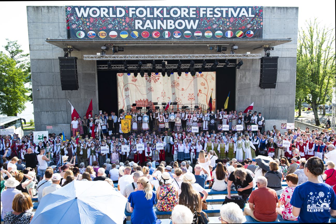 Festival mondiale del folklore ARCOBALENO 2022