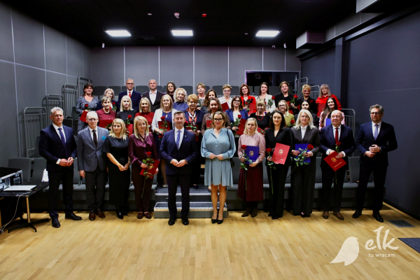Ełccy nauczyciele i pracownicy oświaty nagrodzeni