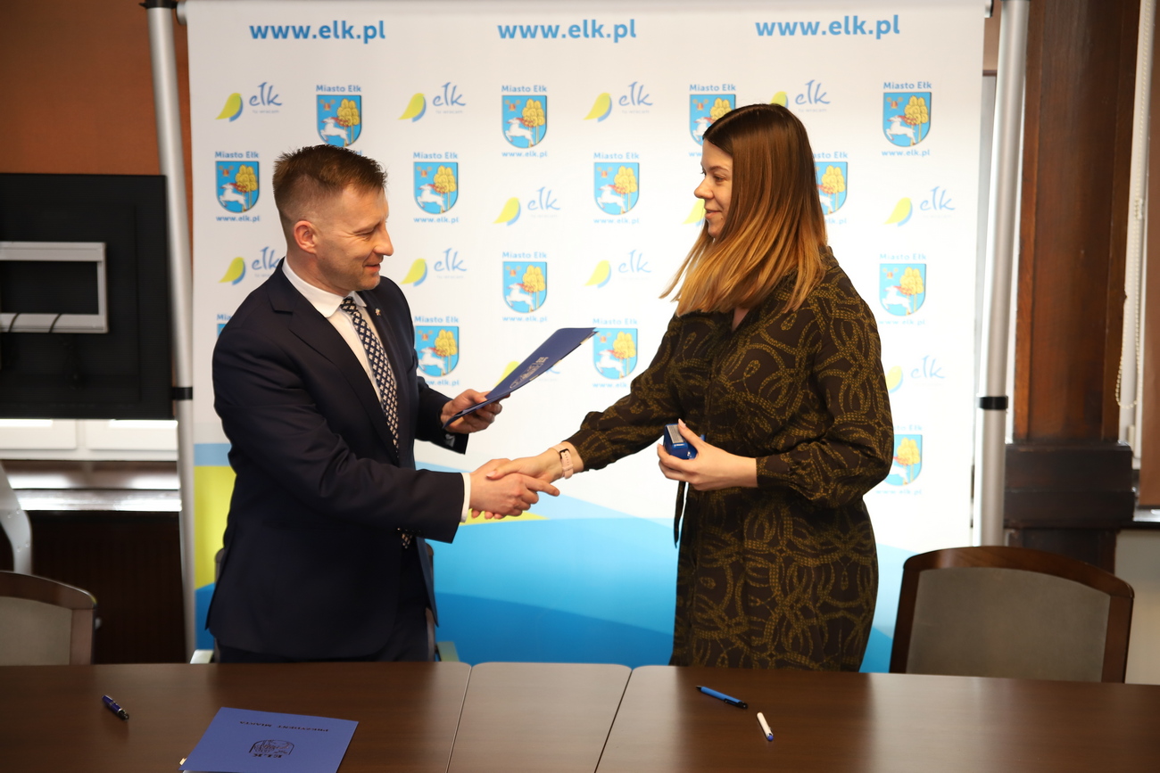 Further agreements signed with NGOs
