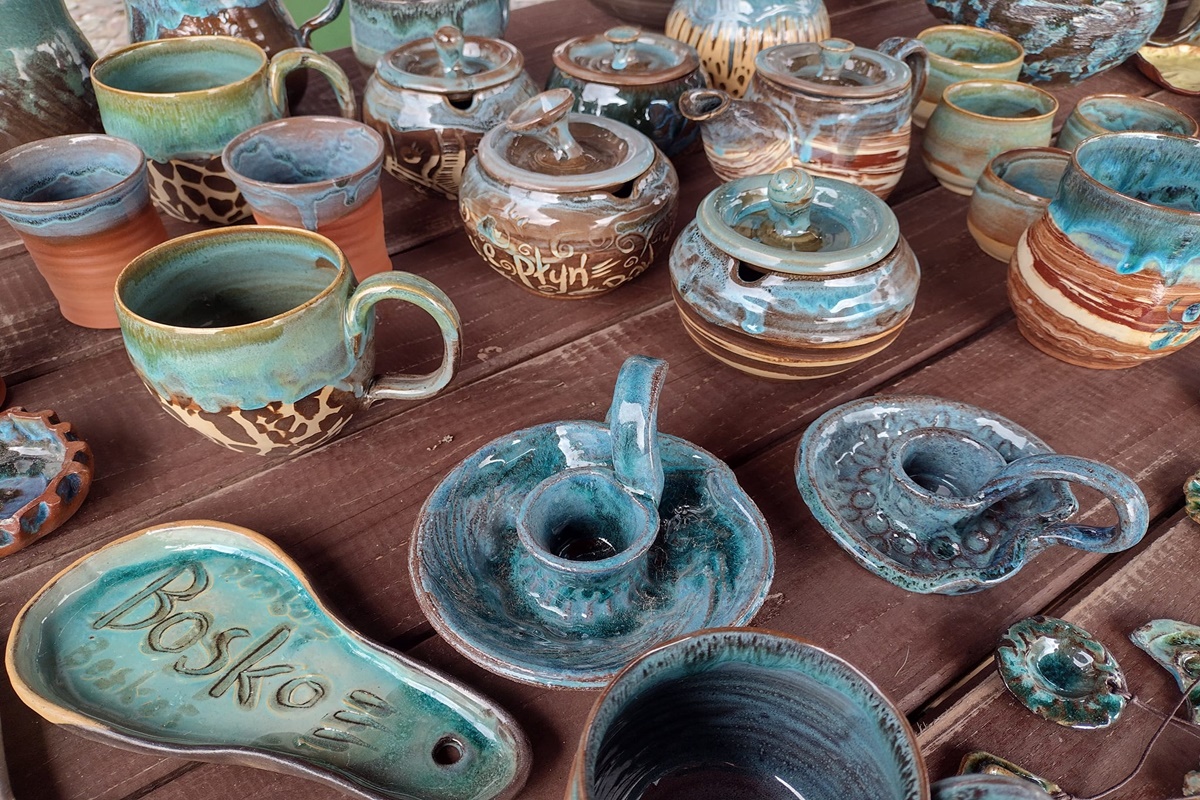 Ceramika zazwyczaj użytkowa Jerzego Fiedoruka