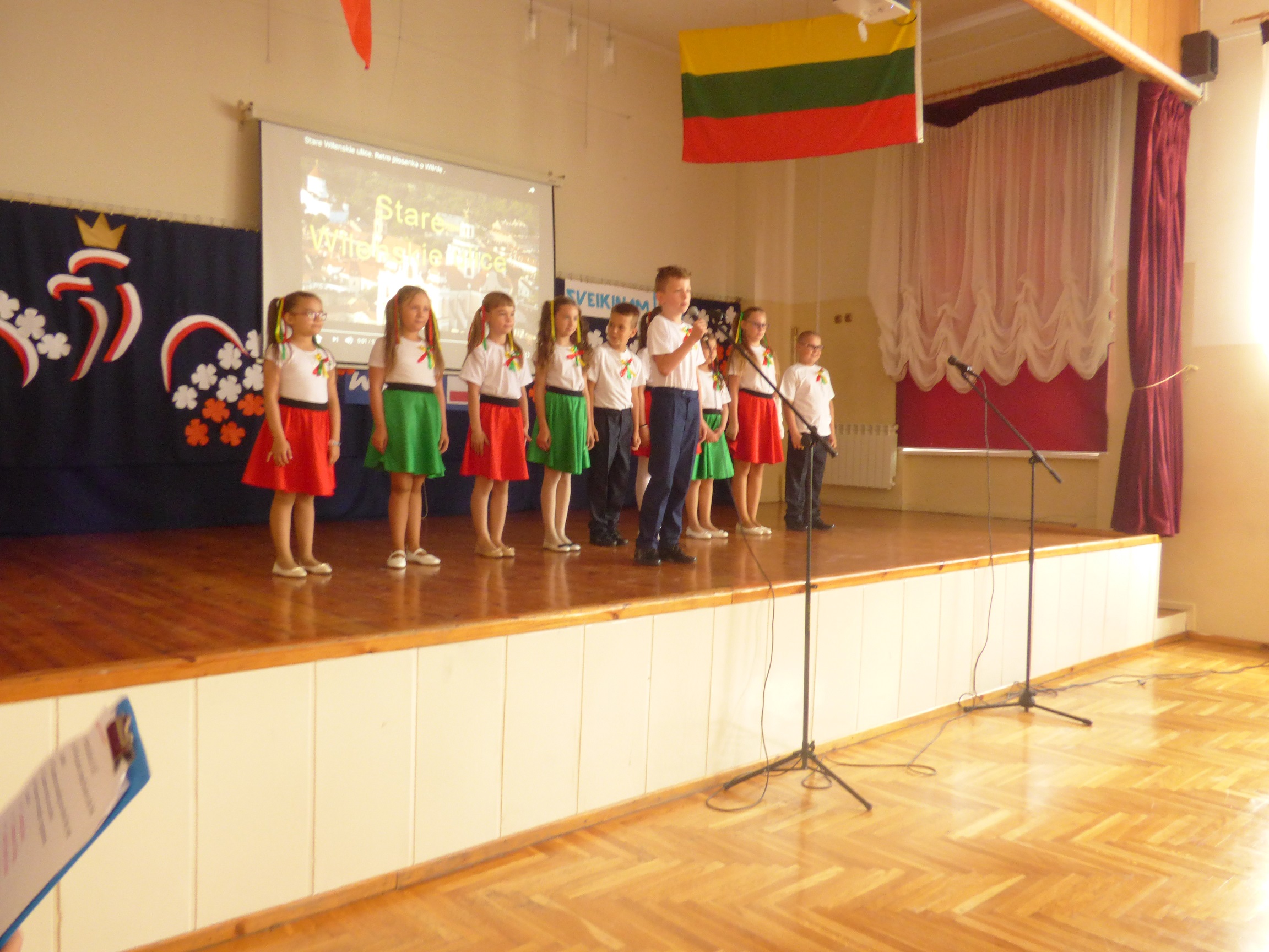 Wspólne szkolenie nauczycieli oraz pracowników socjalnych w Szkole Podstawowej  nr 2 w Ełku